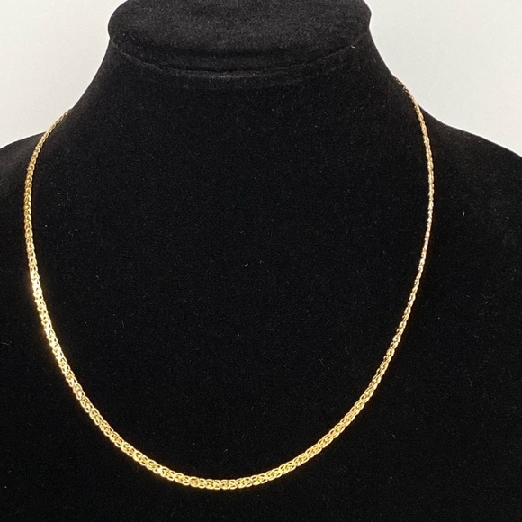 Necklace Gold Tone 19.5” Flat Decorative Chain - Picture 9 of 11